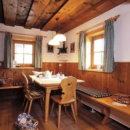 Farm stay Kinder-bauernhof Ederbauer